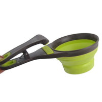 3 in 1 Dog / Cat Food Measuring Cup & Bag Sealing Clip