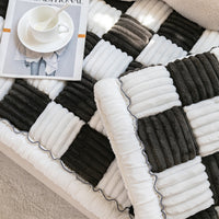 Scratch Proof Stylish Dog/ Cat Sofa Protector Blanket